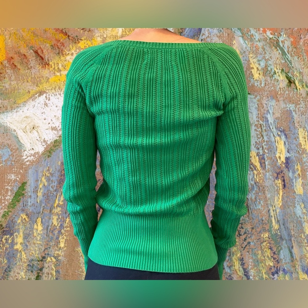 FREE with purchase: Old Navy bright green long-sleeve top. 100% cotton. Size S - Picture 2 of 9